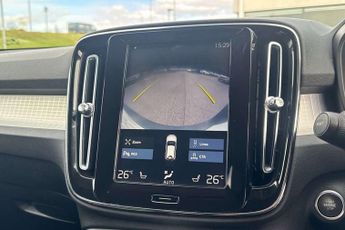 Volvo XC40 2.0 D3 Momentum 5dr AWD Geartronic