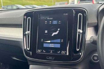 Volvo XC40 2.0 D3 Momentum 5dr AWD Geartronic