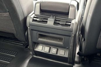 Land Rover Defender 3.0 D250 X-Dynamic HSE 90 3dr Auto