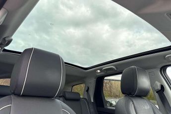 Land Rover Discovery Sport 2.0 TD4 180 HSE Dynamic Lux 5dr Auto