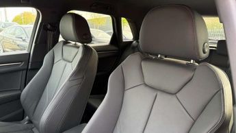 Audi Q3 35 TFSI Black Edition 5dr S Tronic [20" Alloy]