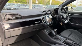 Audi Q3 35 TFSI Black Edition 5dr S Tronic [20" Alloy]