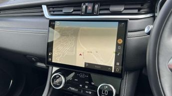 Jaguar F-Pace 3.0 D300 R-Dynamic HSE Black 5dr Auto AWD