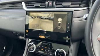 Jaguar F-Pace 3.0 D300 R-Dynamic HSE Black 5dr Auto AWD