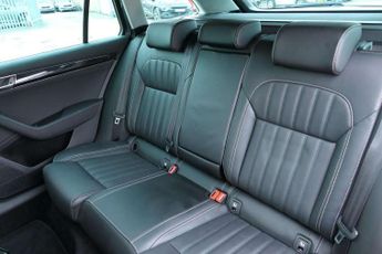 Skoda Superb Estate 2.0 TDI CR 200 Laurin + Klement 5dr DSG