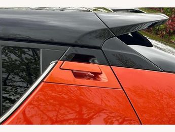 Toyota C-HR 2.0 Hybrid Orange Edition 5dr CVT