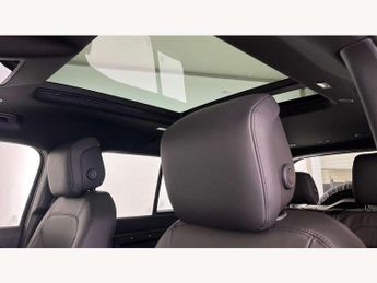 Land Rover Defender 2.0 P300e X-Dynamic HSE 110 5dr Auto