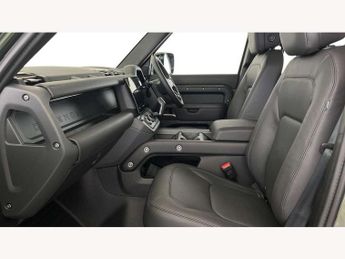 Land Rover Defender 2.0 P300e X-Dynamic HSE 110 5dr Auto