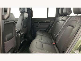 Land Rover Defender 2.0 P300e X-Dynamic HSE 110 5dr Auto