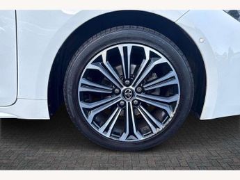 Toyota Corolla 1.8 VVT-i Hybrid Design 5dr CVT