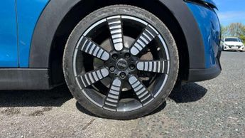 MINI Hatchback 5dr 2.0 Cooper S Exclusive 5dr Auto