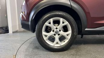 Nissan Juke 1.0 DiG-T 114 N-Connecta 5dr DCT