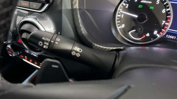 Nissan Juke 1.0 DiG-T 114 N-Connecta 5dr DCT