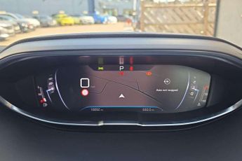 Peugeot 3008 1.2 PureTech Allure Premium+ 5dr EAT8
