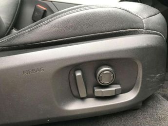 Land Rover Range Rover Evoque 2.0 TD4 SE Tech 5dr Auto