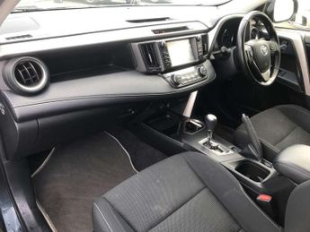 Toyota RAV4 2.5 VVT-i Hybrid Icon Tech TSS 5dr CVT 2WD