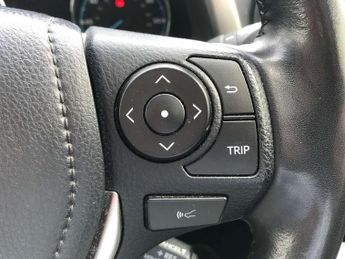 Toyota RAV4 2.5 VVT-i Hybrid Icon Tech TSS 5dr CVT 2WD