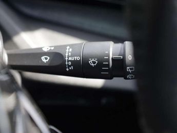 Peugeot 308 1.2 PureTech Allure Premium 5dr EAT8