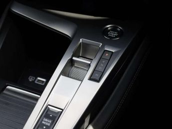 Peugeot 308 1.2 PureTech Allure Premium 5dr EAT8