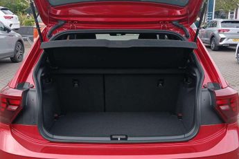 Volkswagen Polo 1.0 TSI R-Line 5dr DSG