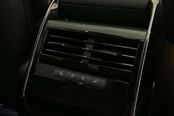 Land Rover Range Rover Sport 3.0 D300 Dynamic SE 5dr Auto