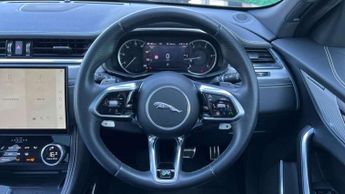 Jaguar F-Pace 2.0 D200 R-Dynamic SE 5dr Auto AWD