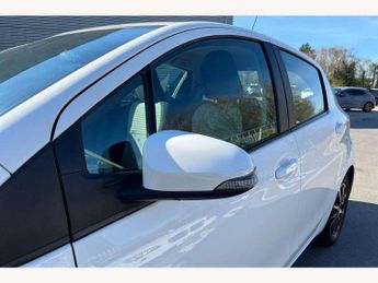 Toyota Yaris 1.5 Hybrid Icon Tech 5dr CVT