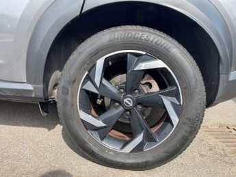 Nissan Juke 1.6 Hybrid N-Connecta 5dr Auto
