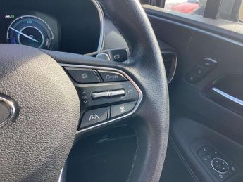Hyundai Santa Fe 1.6 TGDi Hybrid Ultimate 5dr 4WD Auto