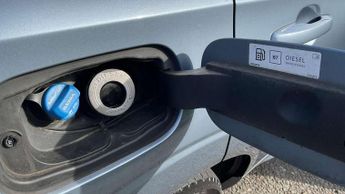 Volvo XC60 2.0 D4 Momentum 5dr AWD Geartronic