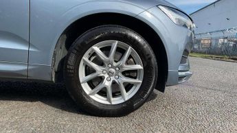 Volvo XC60 2.0 D4 Momentum 5dr AWD Geartronic