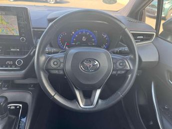 Toyota Corolla 2.0 VVT-i Hybrid Excel 5dr CVT