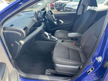 Toyota Yaris 1.5 Hybrid Icon 5dr CVT