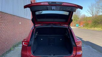 Volvo XC40 1.5 T3 [163] R DESIGN 5dr Geartronic