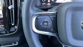Volvo XC40 1.5 T3 [163] R DESIGN 5dr Geartronic