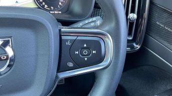 Volvo XC40 1.5 T3 [163] R DESIGN 5dr Geartronic