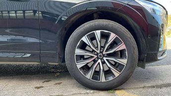 Volvo XC60 2.0 B4P Plus Dark 5dr Geartronic