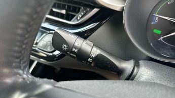 Toyota C-HR 1.8 Hybrid Excel 5dr CVT