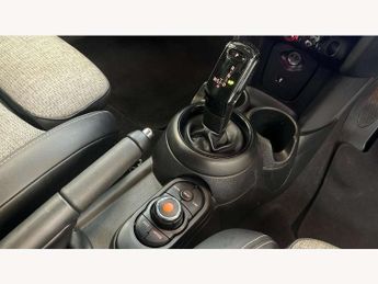 MINI Hatchback 1.5 Cooper Classic II 3dr Auto