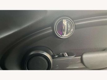MINI Hatchback 1.5 Cooper Classic II 3dr Auto