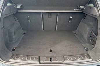 Land Rover Range Rover Evoque 2.0 D200 R-Dynamic SE 5dr Auto