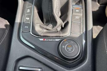 Volkswagen Tiguan 2.0 TSI 4Motion R-Line 5dr DSG