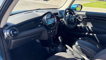 MINI Hatchback 1.5 Cooper Classic 3dr Auto