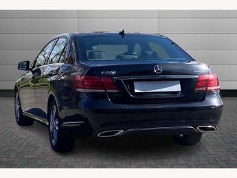 Mercedes-Benz E-Class E220 BlueTEC SE 4dr 7G-Tronic
