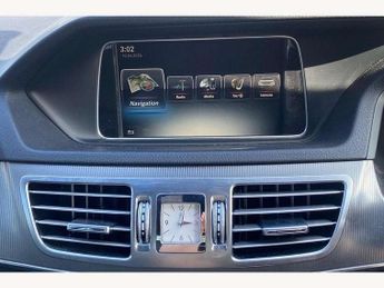 Mercedes-Benz E-Class E220 BlueTEC SE 4dr 7G-Tronic