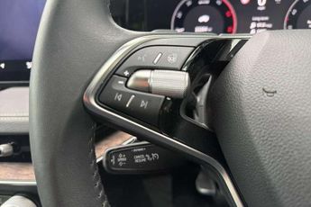 Skoda Superb Estate 2.0 TDI 193 Laurin + Klement 4X4 5dr DSG