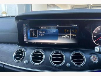 Mercedes-Benz E-Class E220d AMG Line Edition Premium 4dr 9G-Tronic