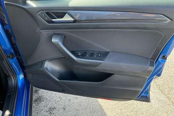 Volkswagen T-Roc 1.5 TSI EVO SEL 5dr DSG