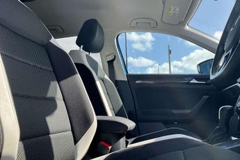 Volkswagen T-Roc 1.5 TSI EVO SEL 5dr DSG