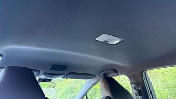 Toyota Corolla 1.8 VVT-i Hybrid Icon Tech 5dr CVT